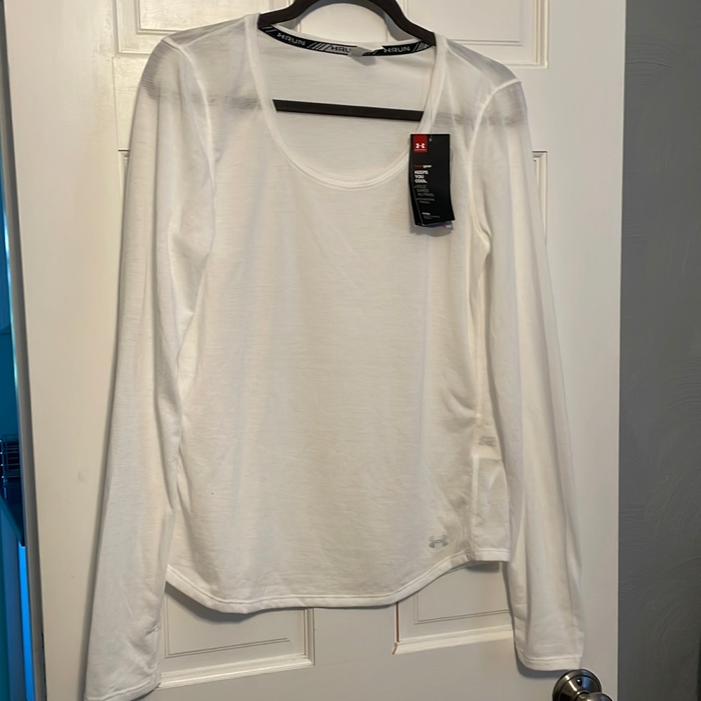 NWT Under Armour Long Sleeve Shirt Womens M
